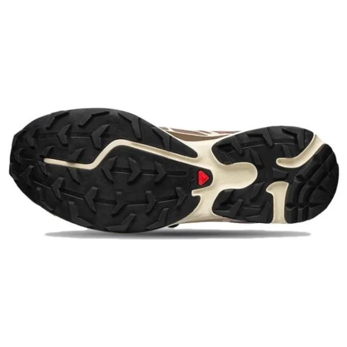 XT-6 „Mindful Falcon“